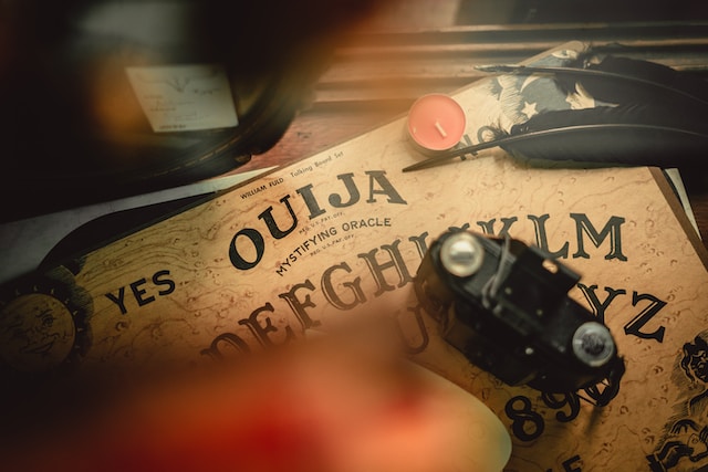 Read more about the article Häufung von Ouija Board „Vorfällen“ – Was ist dran?